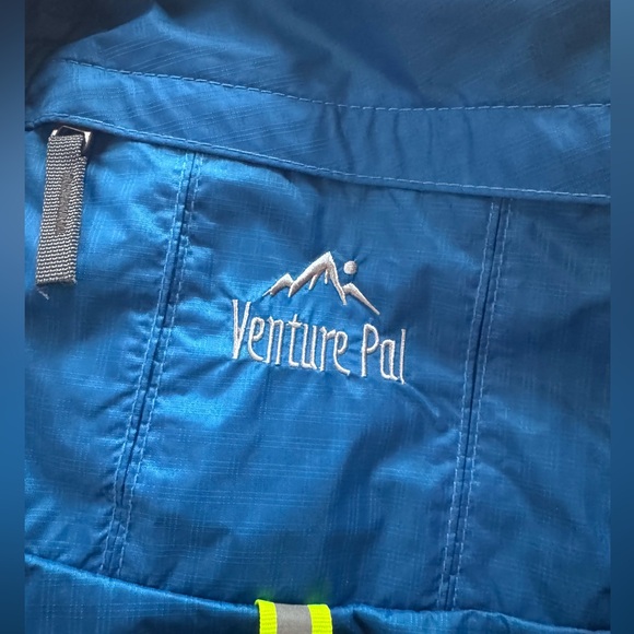 Venture Pal Backpack - Picture 2 of 4